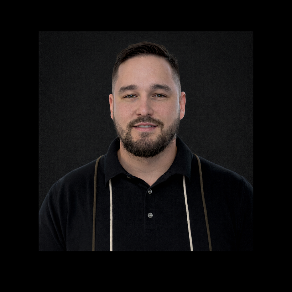 Zack Wallace headshot